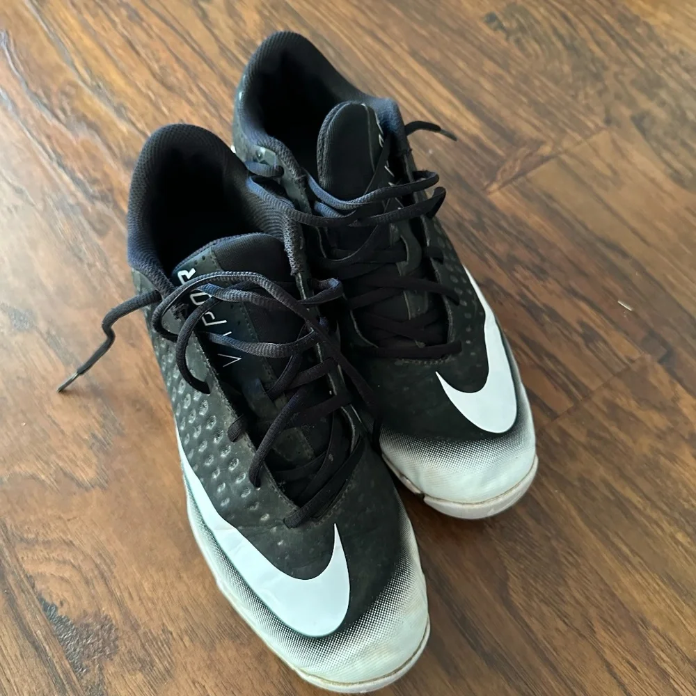 Nike Vapor Baseball Cleats, Size 10